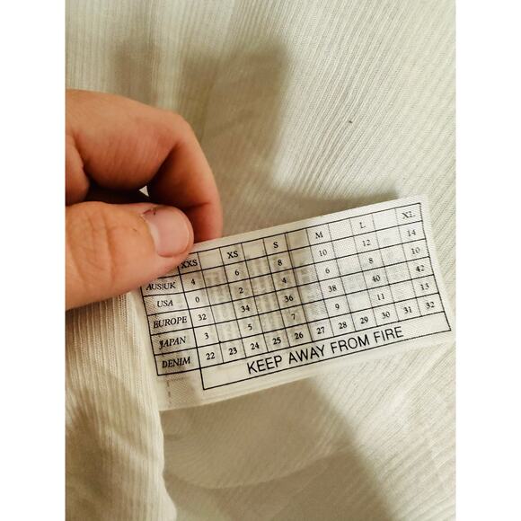 ONE TEASPOON White Ribbed High/Low Tee Snaps on Sides Tee Shirt NWT Size Small - Picture 10 of 10